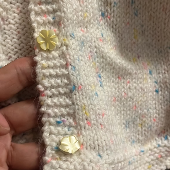 Girls Beautiful Vintage Sweater - Picture 3 of 3